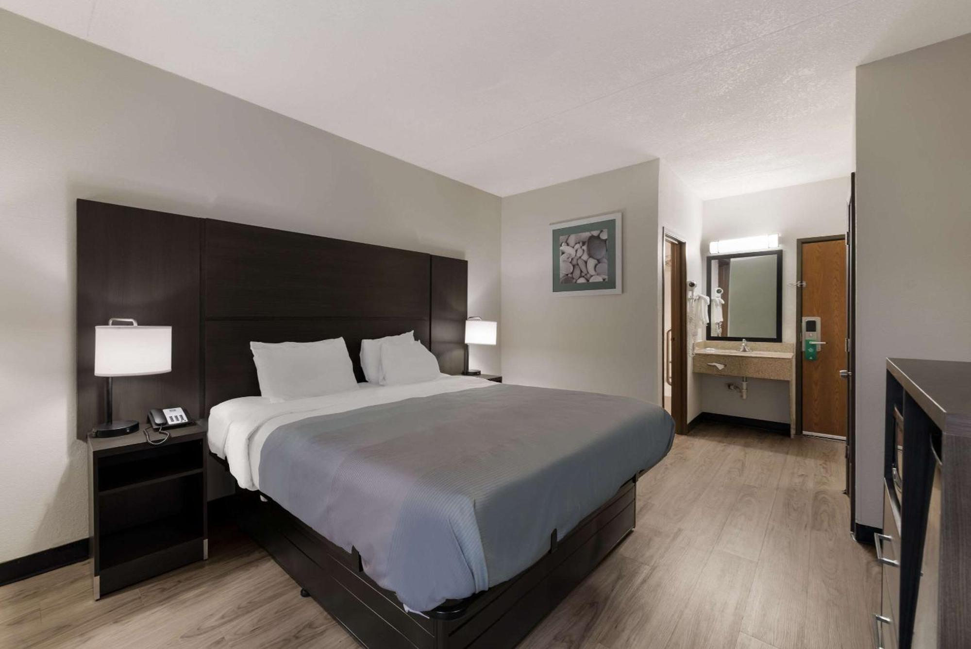 Quality Inn Merriam Kansas City Exterior foto